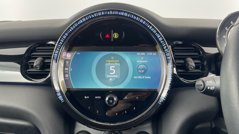 MINI Cooper 2.0 C Classic 2dr Auto Petrol Convertible